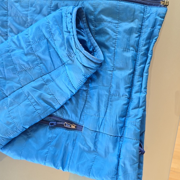 Patagonia Men's Puffer Coat - Picture 6 of 13